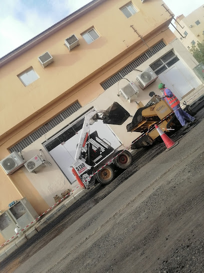 بنشر وخدمة سيارات car service and oil change - Al Qurayyat 77451