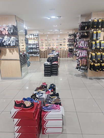 Shoe World - عالم الاحذية - Saudi Arabia|Dammam 32416|Al Dawasir|King Saud St