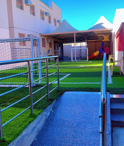 ابتدائية وروضة وادي زيد للبنات -  - +966 17 293 4815