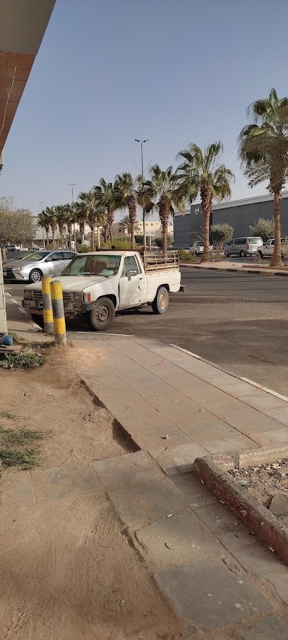 Mobily Store - فرع موبايلي‎ - Saudi Arabia|Tubarjal|Yarmouk st. or Etisalat str. Front of civilian force
