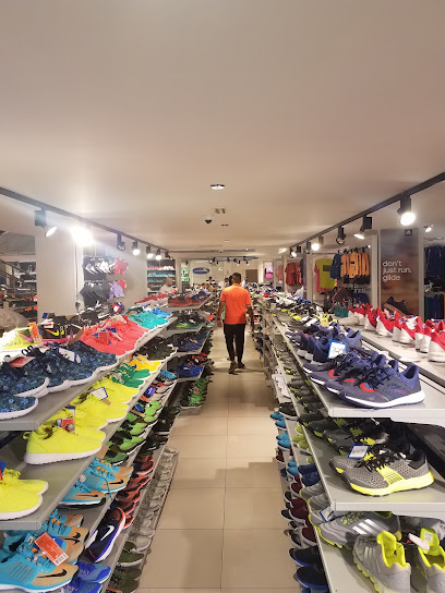 Sun & Sand Sports Outlet - Saudi Arabia|Jeddah 23522|Al Andalus|Al Bouraidi