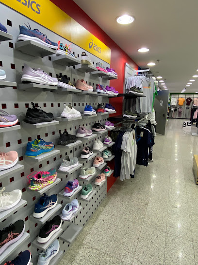 Sports House Al-Faleh - Saudi Arabia|Riyadh 12784|Dhahrat Al Badi'ah|Aishah Bint Abi Bakr