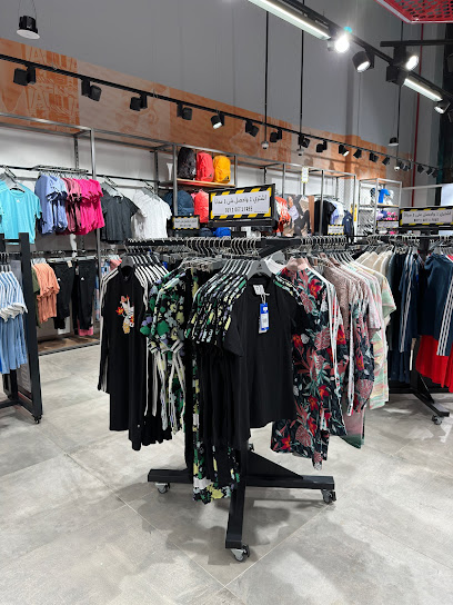 adidas Outlet King Abdullah Rd - Delta - اديداس أوتليت - Saudi Arabia|Riyadh 21433|3843 King Abdullah Rd