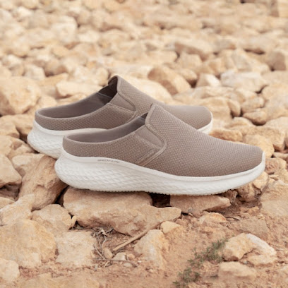 Skechers - Diyafa Mall - Mecca - +966 55 012 8692